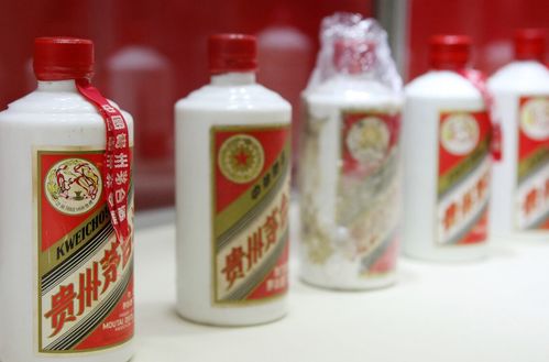 茅台酒酿造所用的大曲是,茅台酒酿造所用的大曲是